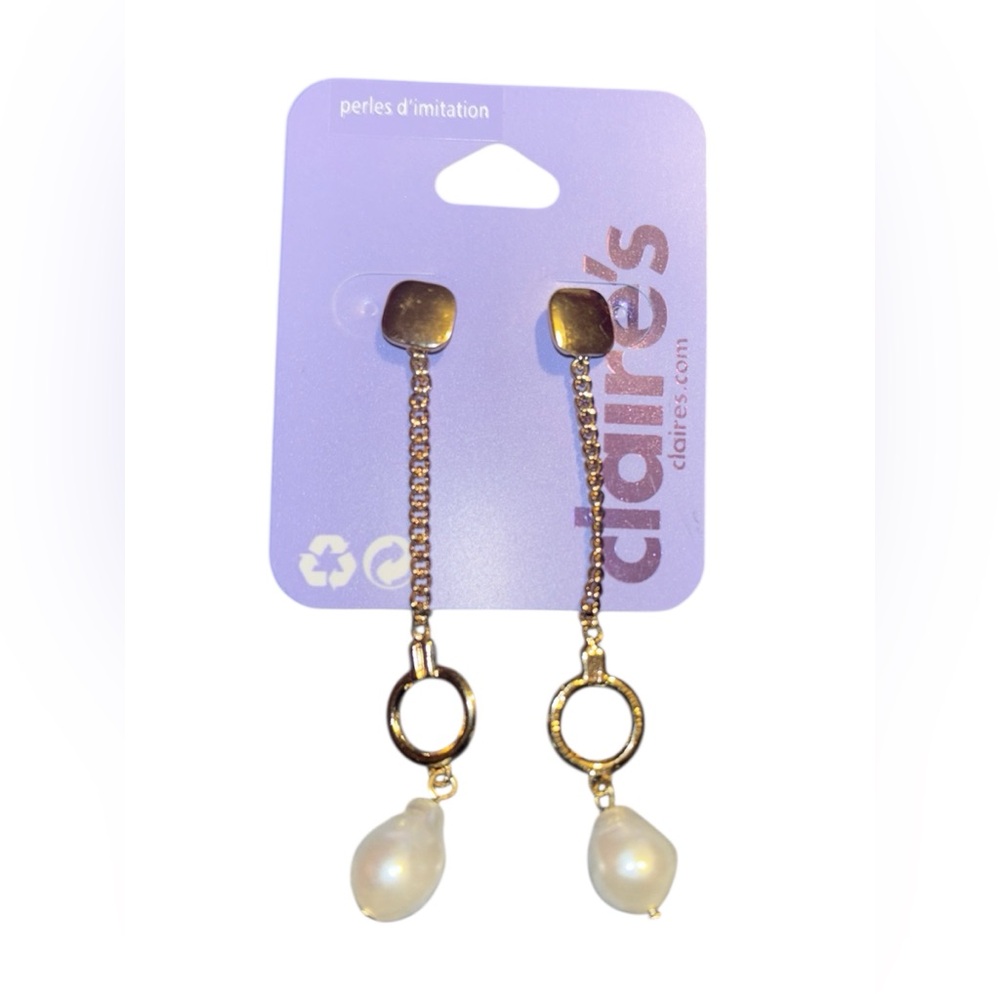 NWT Claire's Gold-Tone Imitation Pearl Drop Earrings